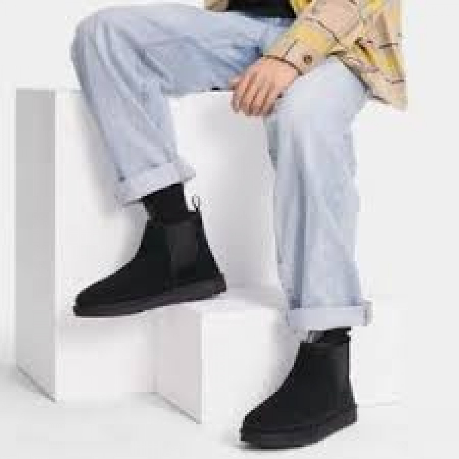 UGG Mens Neumel Chelsea Black 