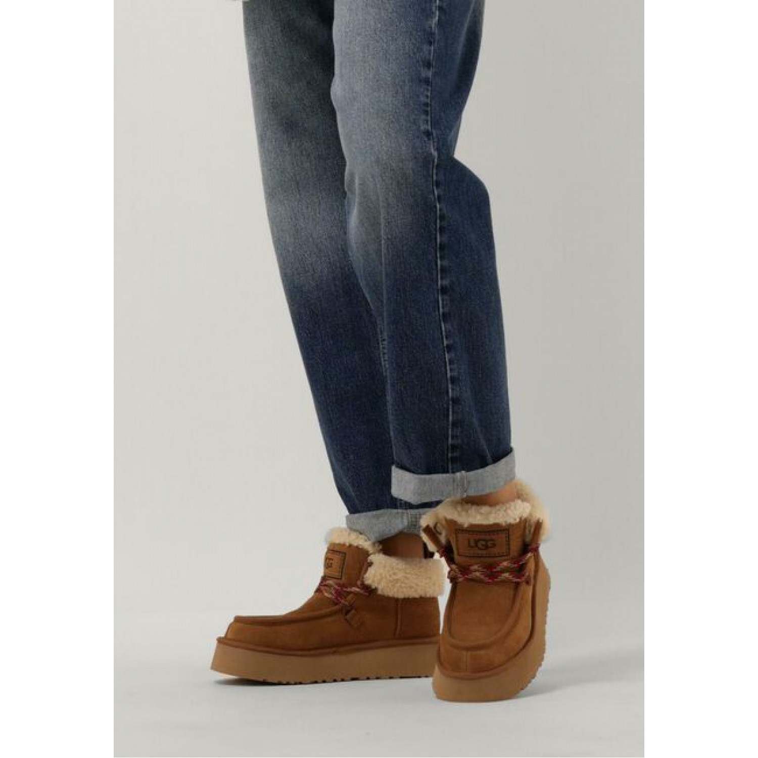 UGG Funkarra Cabin Cuff Chestnut