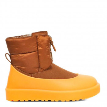 UGG Classic Maxi Toggle Chestnut
