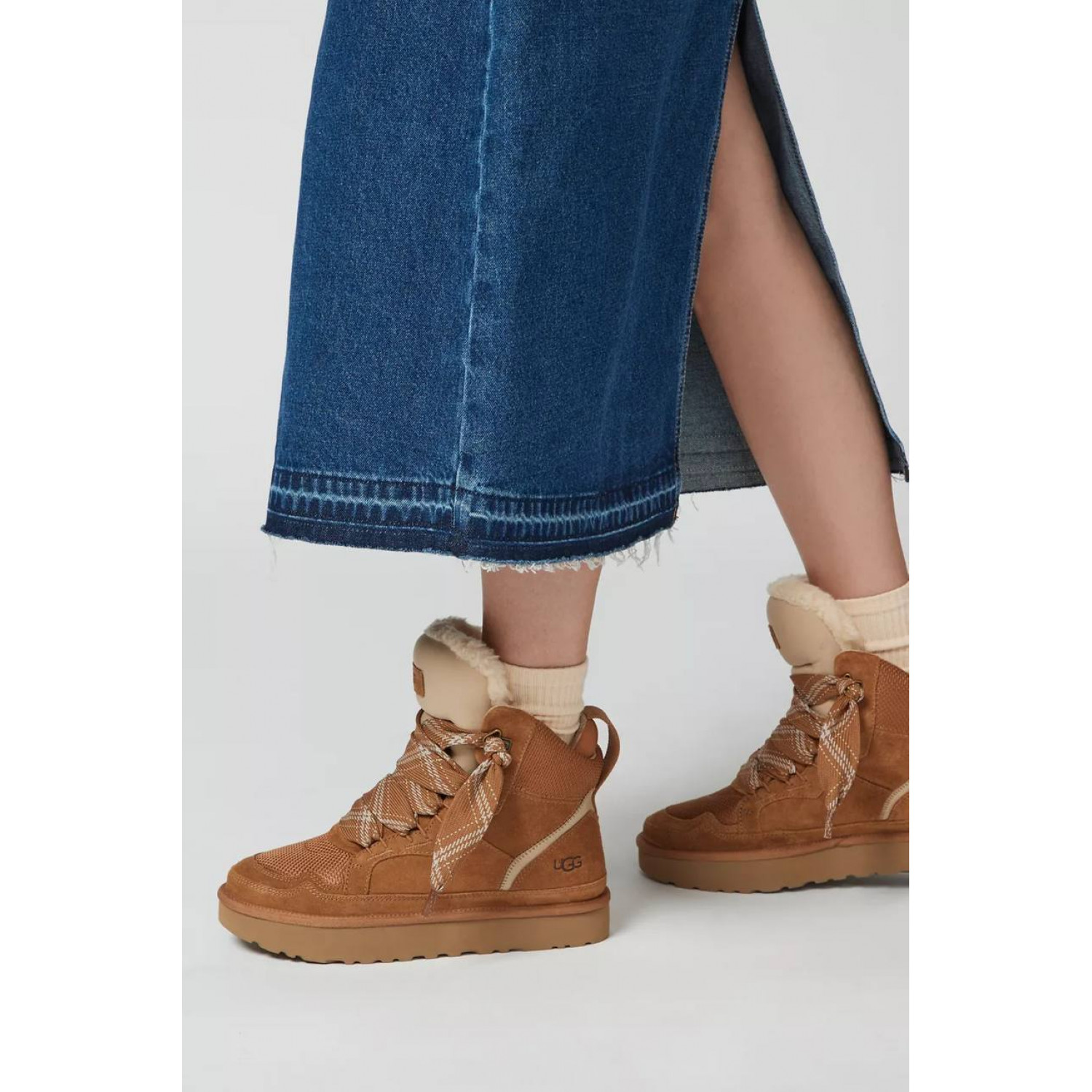 UGG Neumel Highmel Chestnut