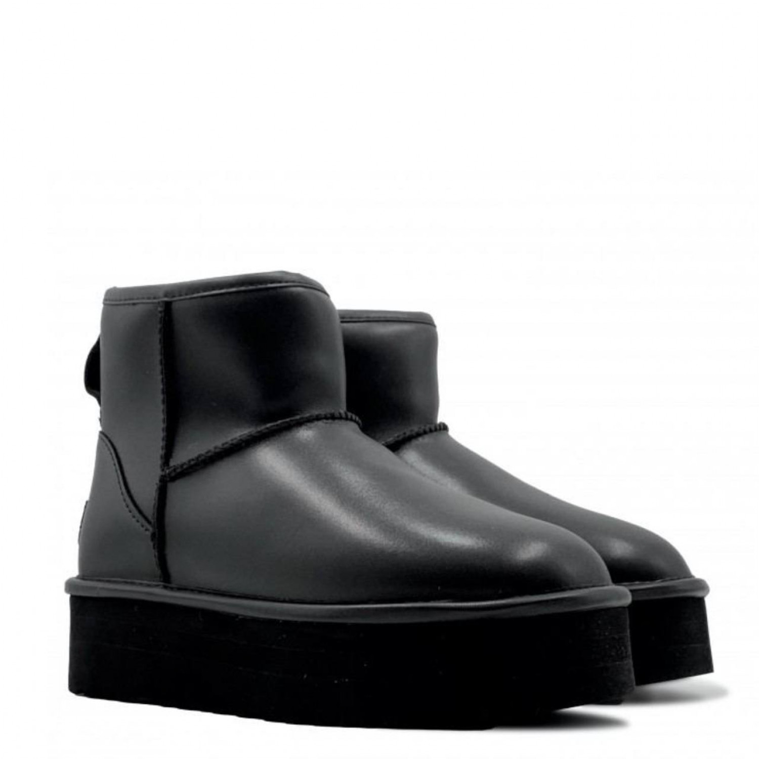 UGG Classic Mini Platform Leather Black