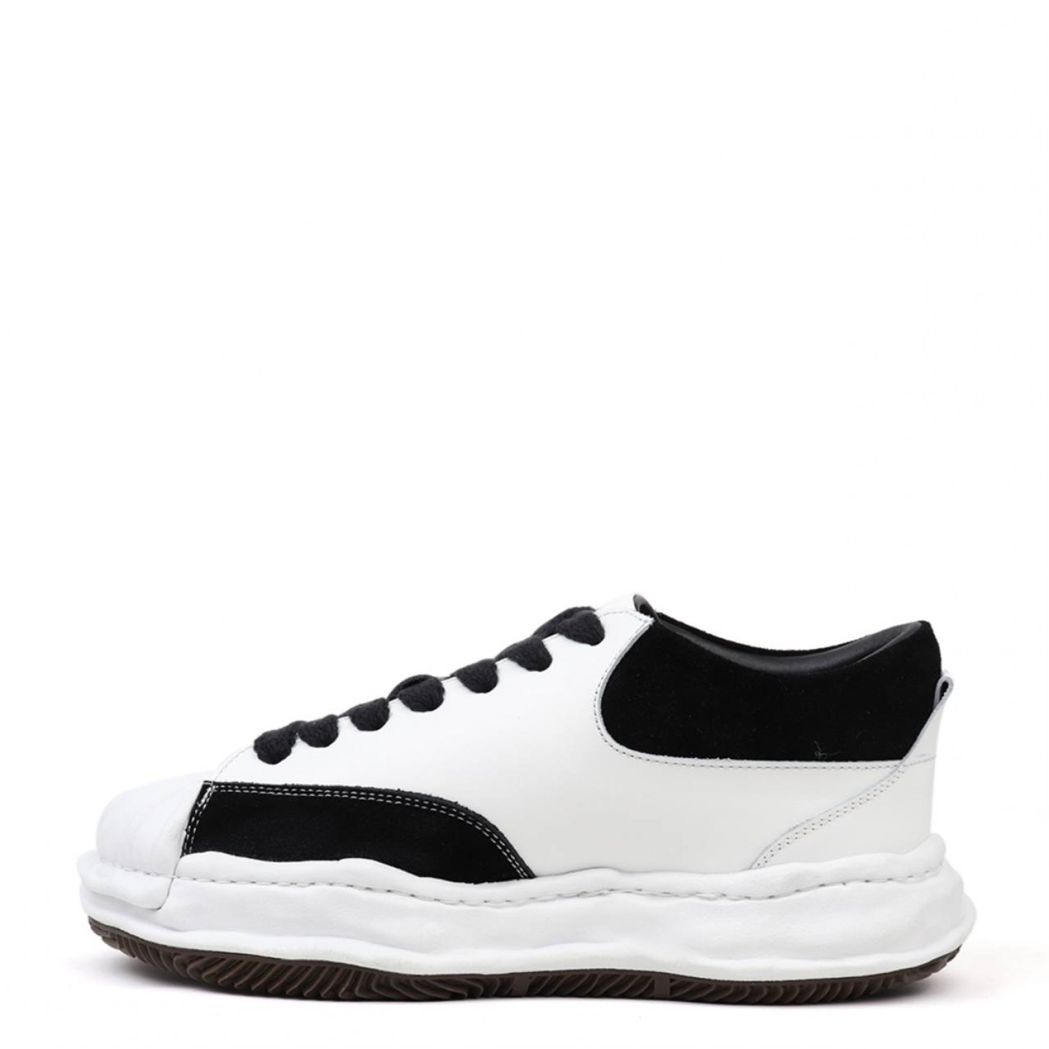 UGG Marin White