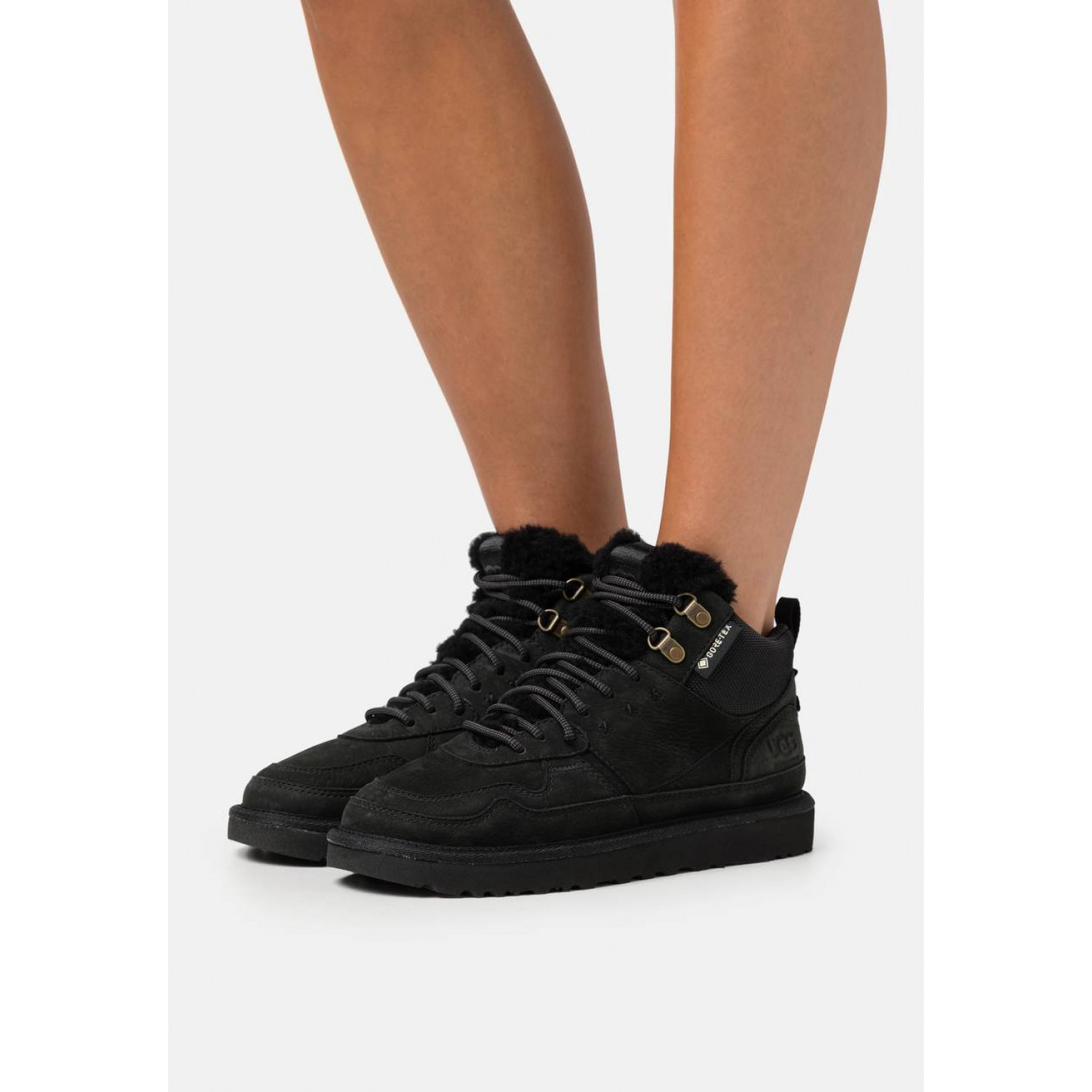 UGG Highland Hi GoreTex Black