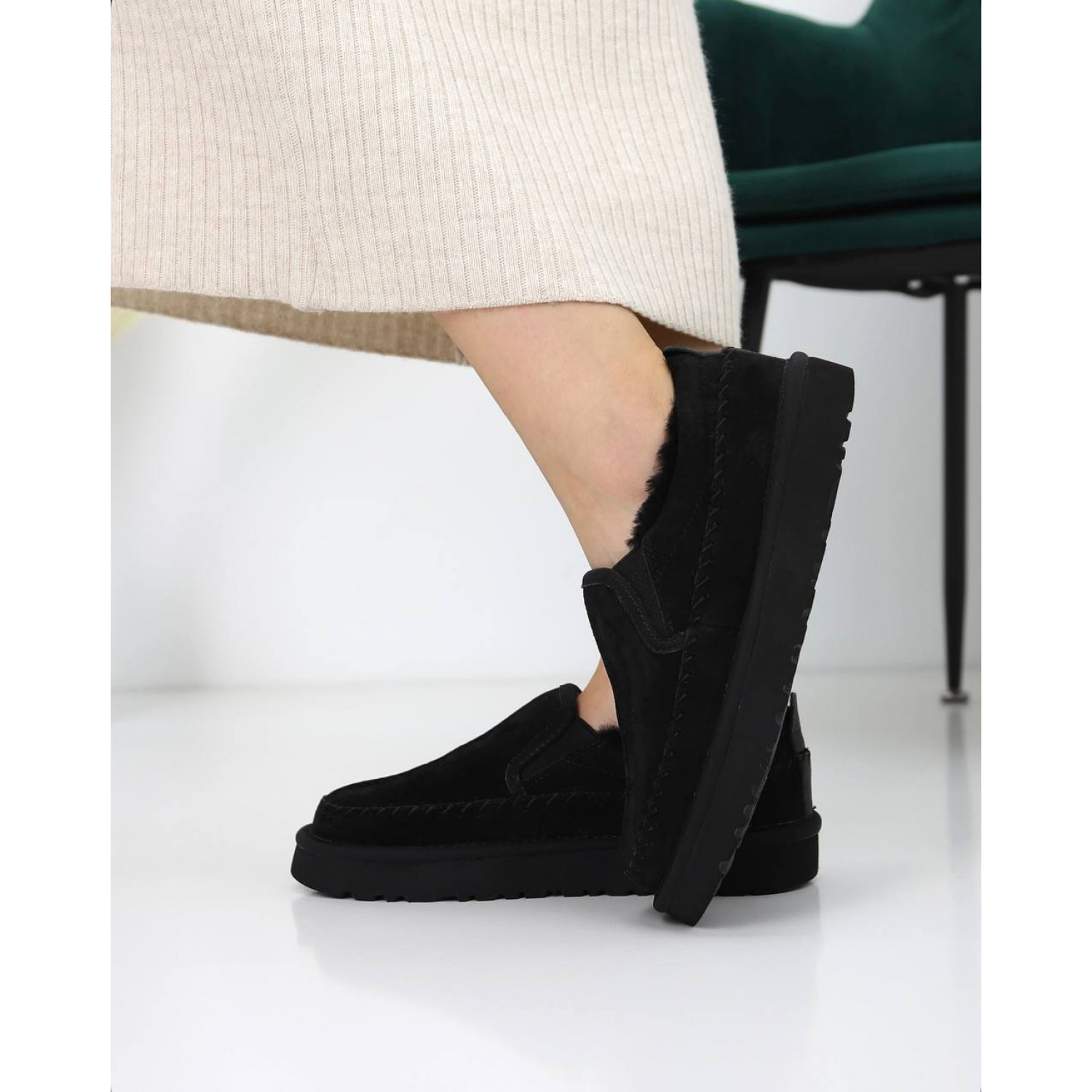 UGG Stitch Slip On Black