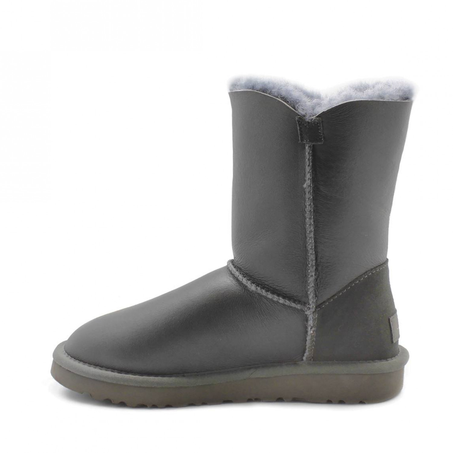 UGG Bailey Button Metallic Grey
