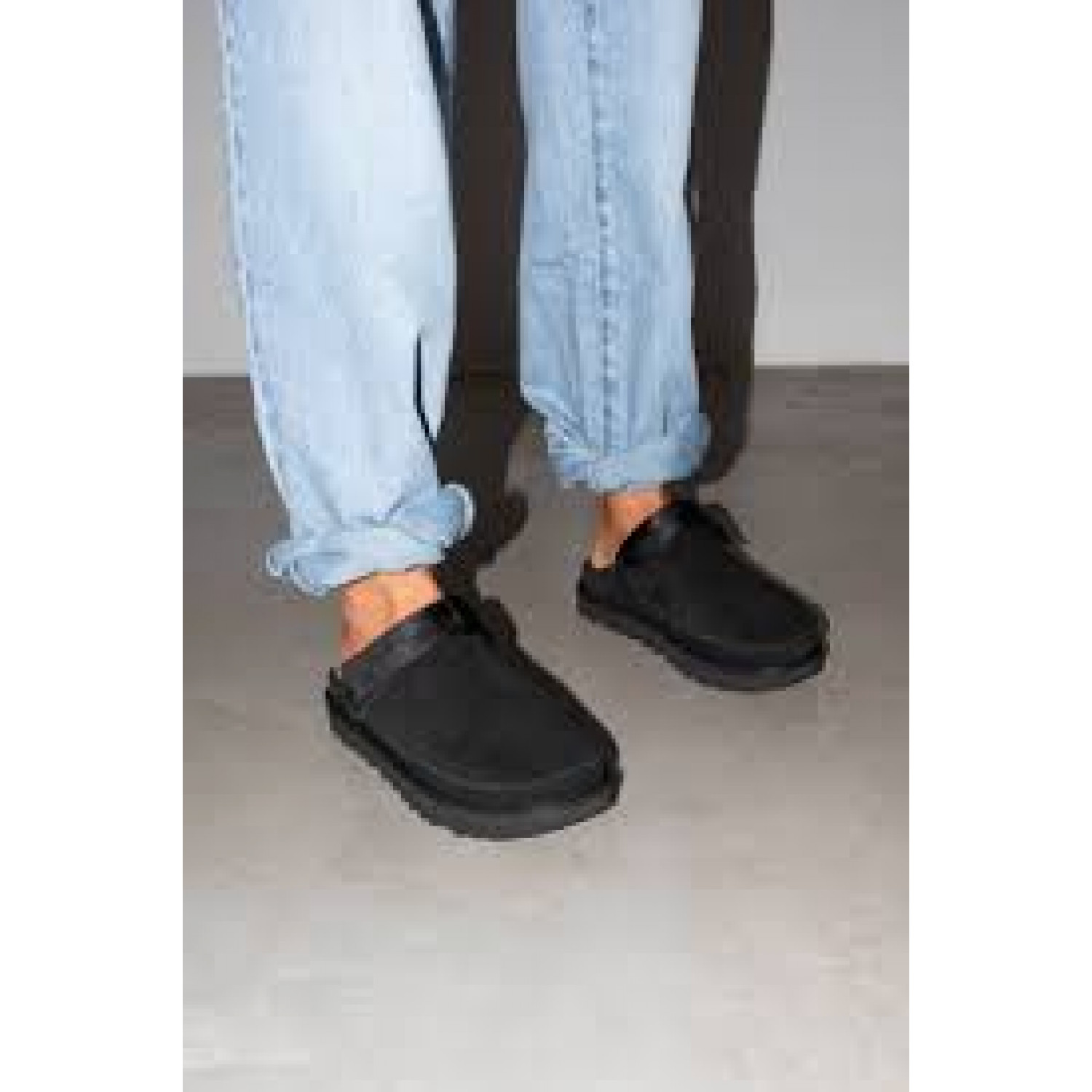 UGG Goldenstar Clog Black