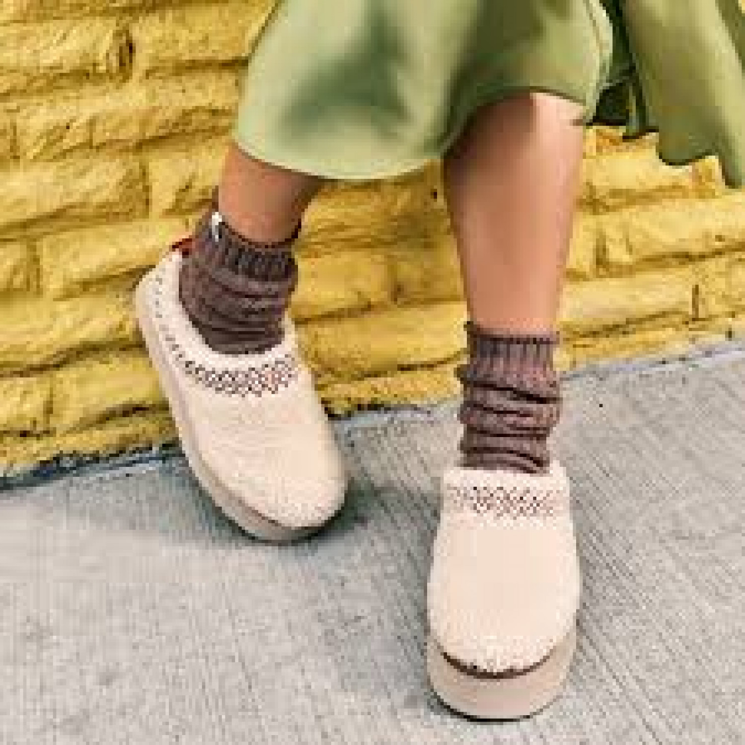 UGG Tazz Braid Natural