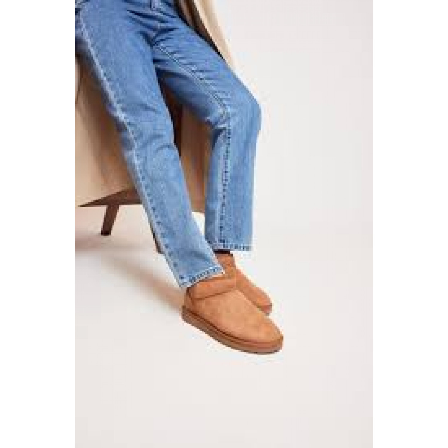 UGG Classic Ultra Mini Chestnut