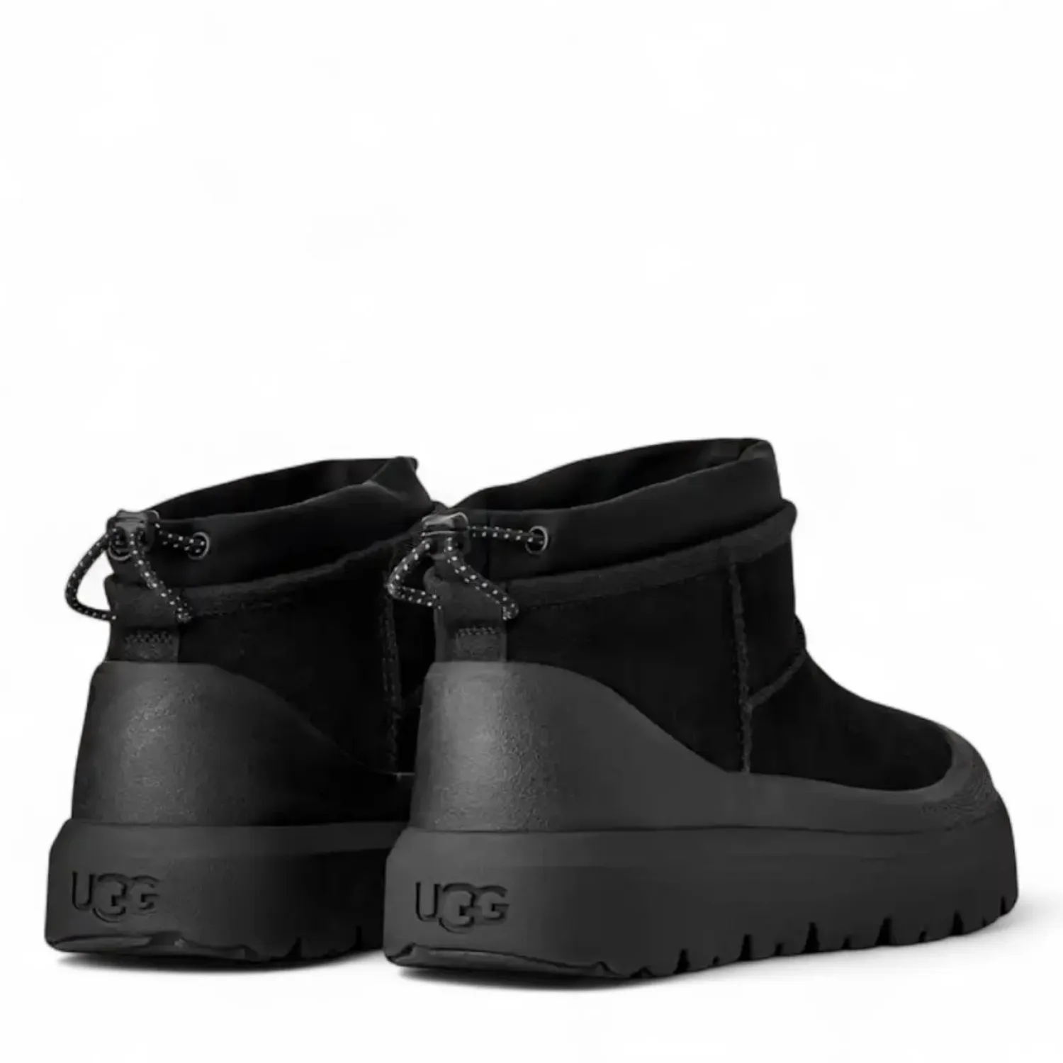 UGG Ultra Mini Hybrid Black