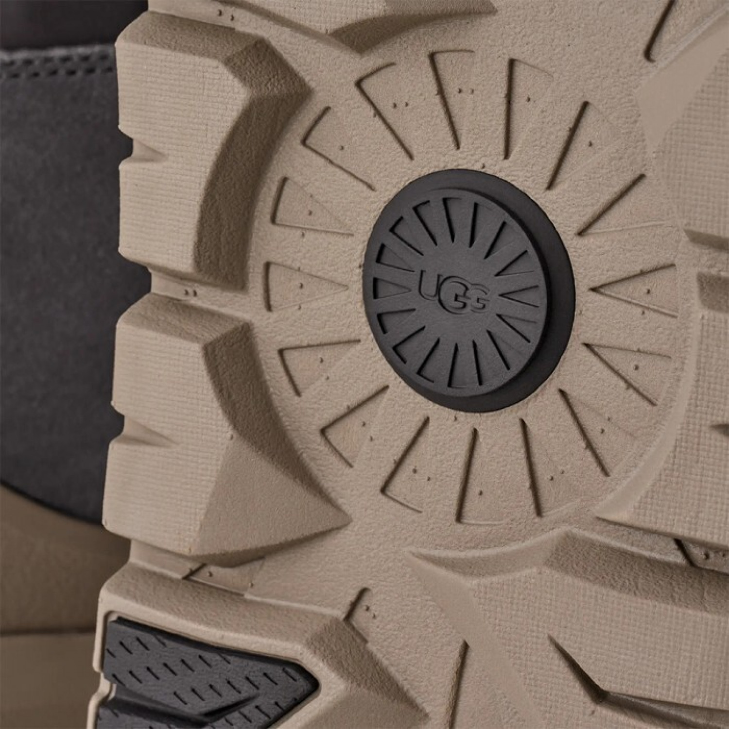 UGG Mens Neumel Weather Hybrid Obsidian/Grey
